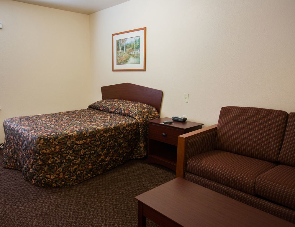 Woodspring Suites Conroe Exterior photo