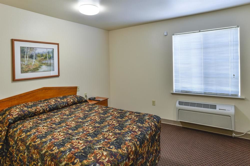Woodspring Suites Conroe Exterior photo