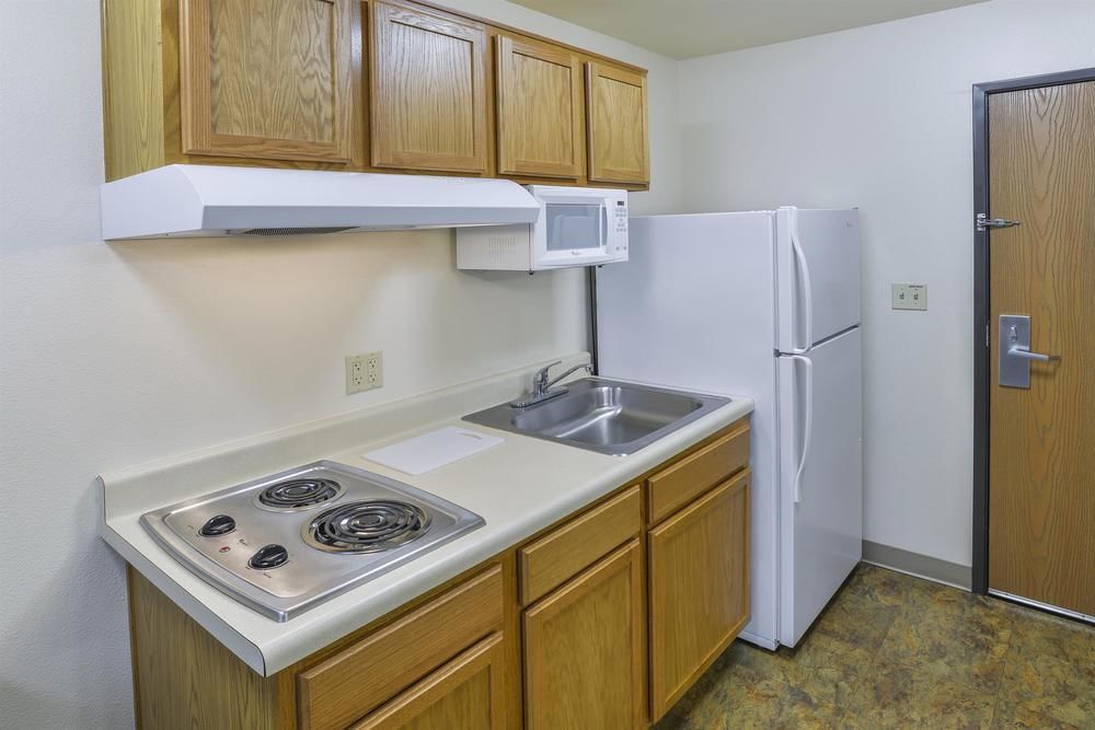Woodspring Suites Conroe Exterior photo