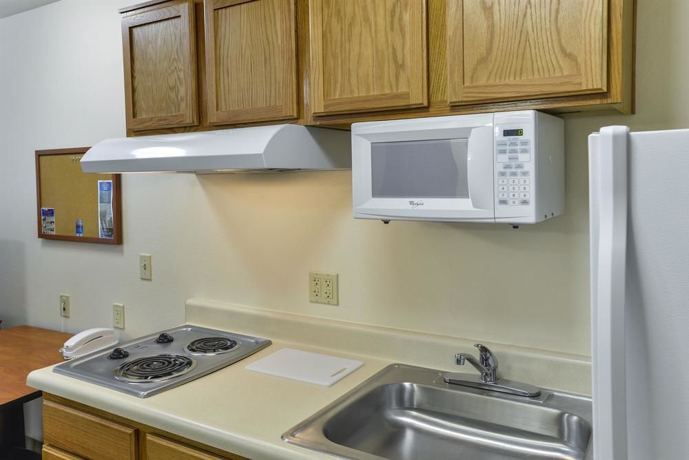Woodspring Suites Conroe Exterior photo